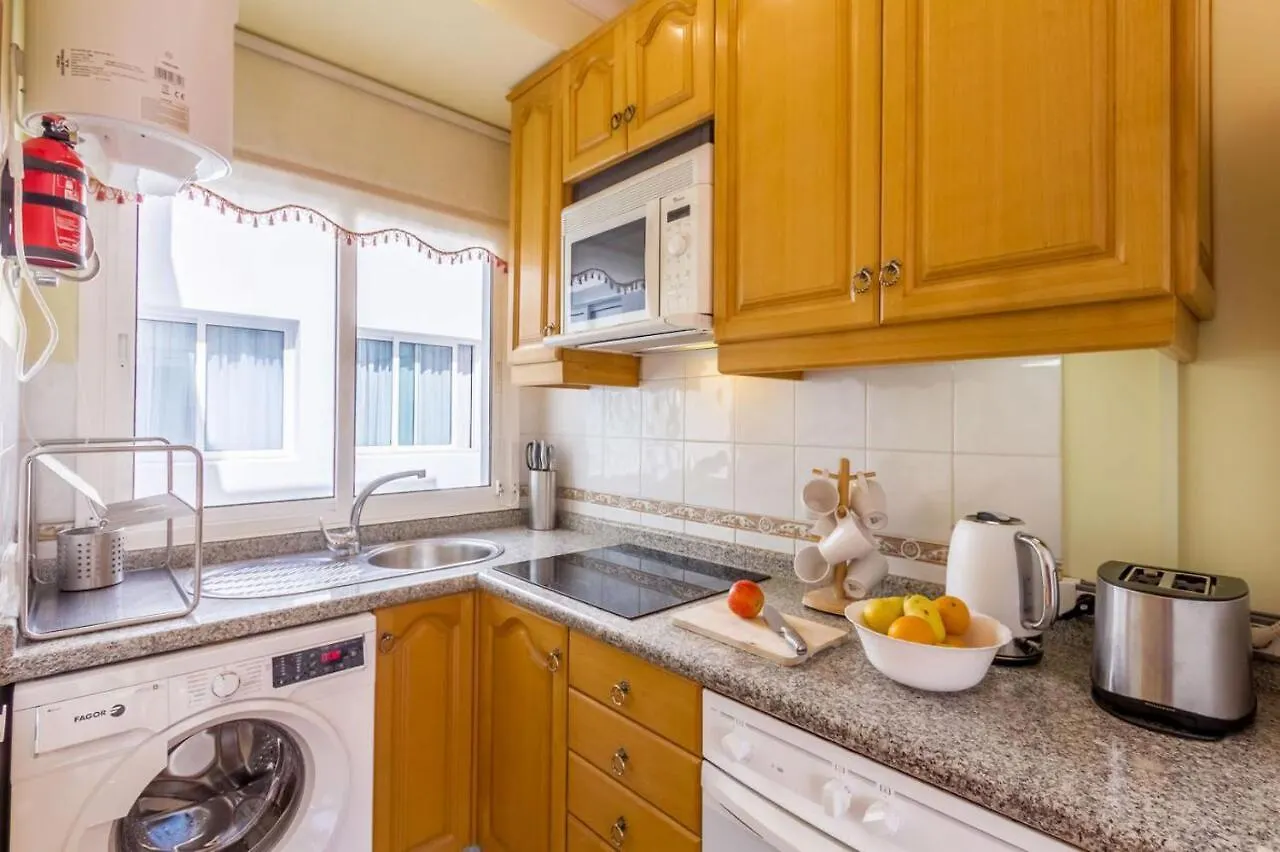 Filin 14 Spacious 3 Bedroom Apartment Heated Rooftop Pool Fast Wifi 푸에르토 데 모간