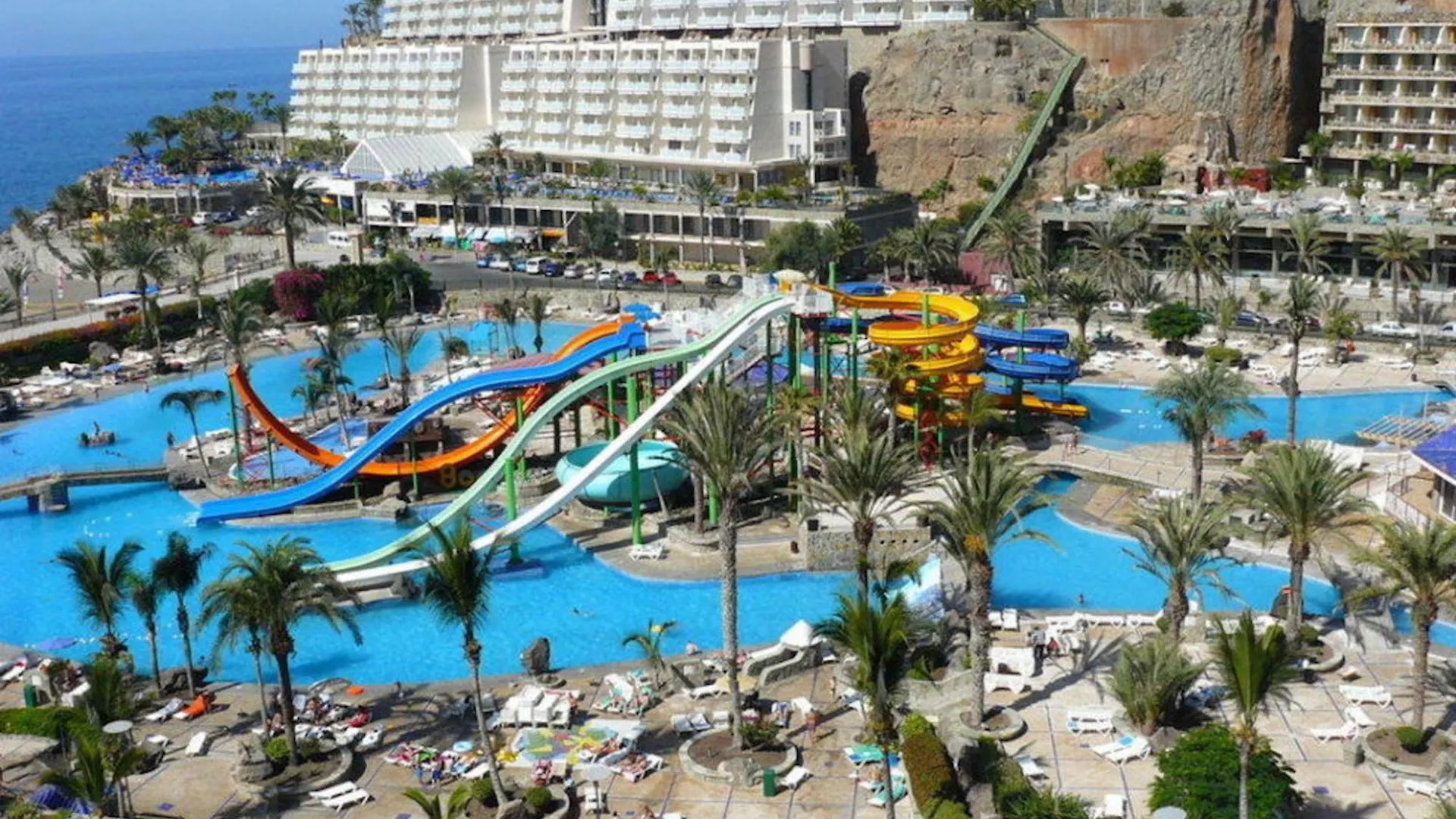Filin 14 Spacious 3 Bedroom Apartment Heated Rooftop Pool Fast Wifi 푸에르토 데 모간 0*,  스페인